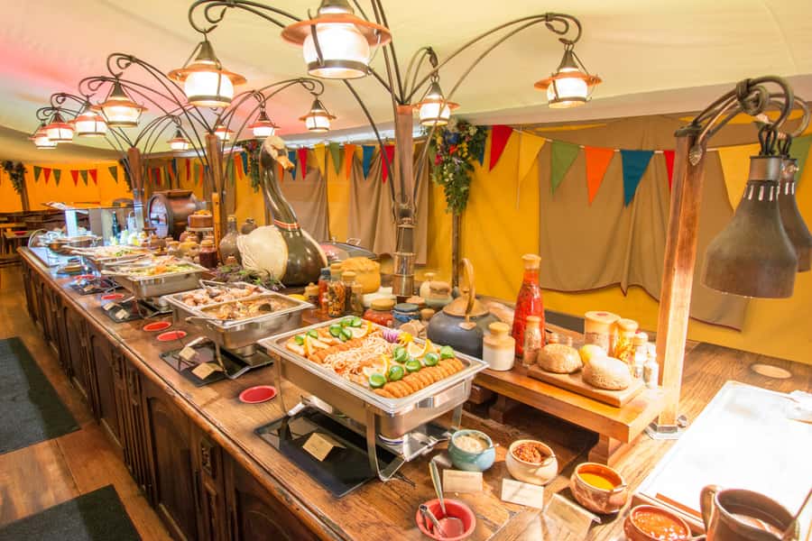 From Auckland: Hobbiton and Waitomo Day Tour with Lunch - The Green Dragon and a generous Hobbiton lunch