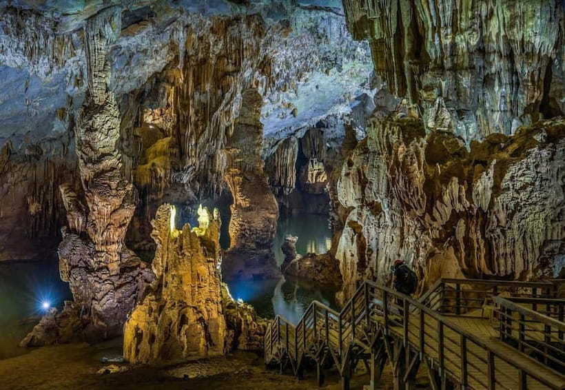 From Dong Hoi: Paradise Cave, Phong Nha Cave Tour, and Lunch - Inside Paradise Cave, a quiet world of stone