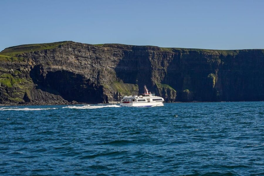 From Dublin: Cliffs of Moher, Boat Tour & Aillwee Cave - The guides make a long day easier