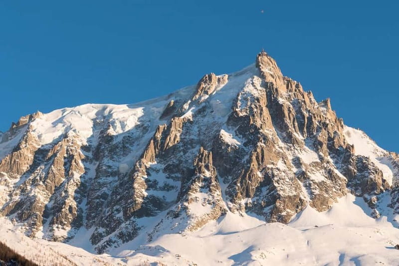 From Geneva: Chamonix, Mont Blanc & Ice Cave Guided Day Tour - Meeting the guide and settling into the day