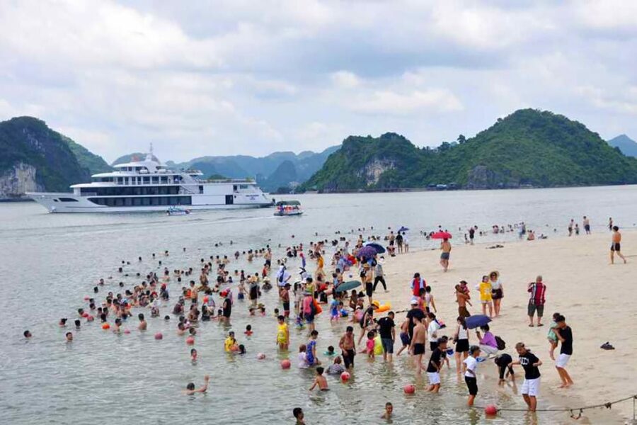 From Hanoi: Halong Bay 1 Day Trip Visit Cave, Island, Kayak - Why this one-day Halong Bay trip works