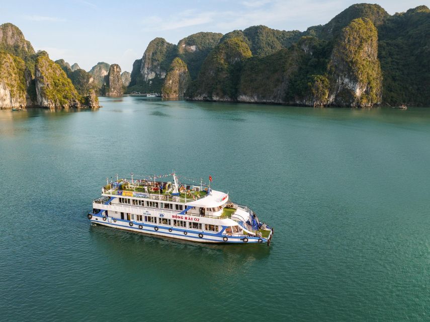 From Hanoi: Halong Bay 1 Day Trip Visit Cave, Island, Kayak - Kayaking through quiet Luon Grotto