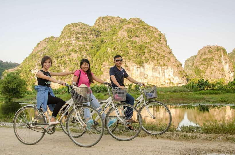 From Hanoi: Hoa Lu/Bai Dinh-Tam Coc/Trang An-Mua Cave Tours - Key points at a glance