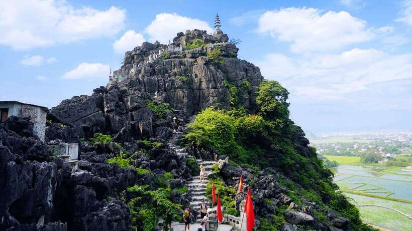 From Hanoi: Hoa Lu/Bai Dinh-Tam Coc/Trang An-Mua Cave Tours - What the $22 price really covers