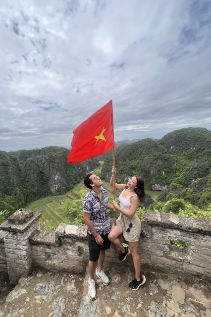 From Hanoi: Hoa Lu, Mua Cave and Tam Coc Full-Day Trip - Who should book this experience?