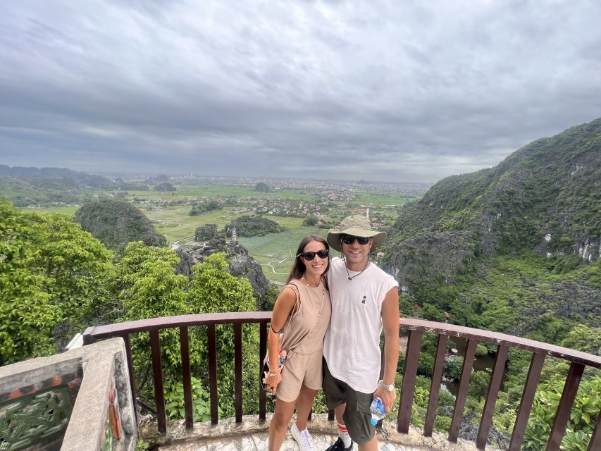 From Hanoi: Hoa Lu, Mua Cave and Tam Coc Full-Day Trip - Vietnamese lunch, with sensible expectations