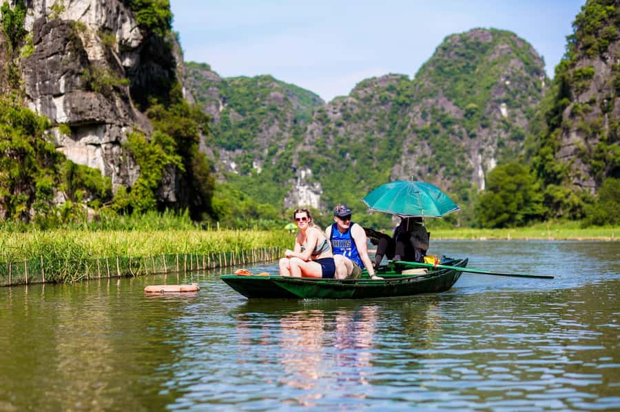 From Hanoi: Hoa Lu, Tam Coc, and Mua Cave Adventure Day Tour - Key points to know before booking