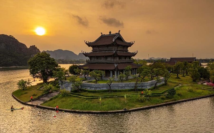 From Hanoi: Trang An Eco-tourism -Bai Dinh pagoda & Mua Cave - The early transfer from Hanoi’s Old Quarter