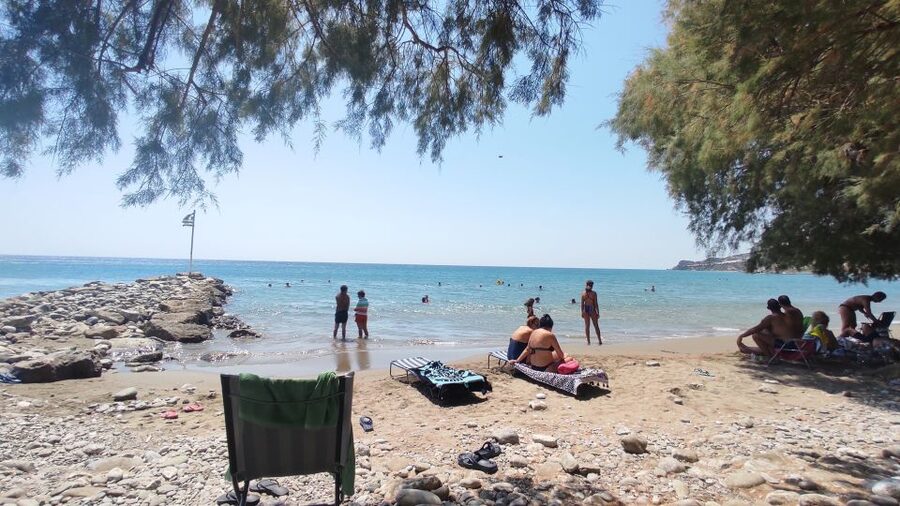 From Heraklion: Matala Beach - Caves & winery Full Day tour - Who should book this day trip?