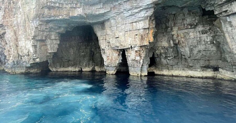 From Hvar: Blue Cave, Green Cave & 5 Islands Speedboat Tour - Key points at a glance