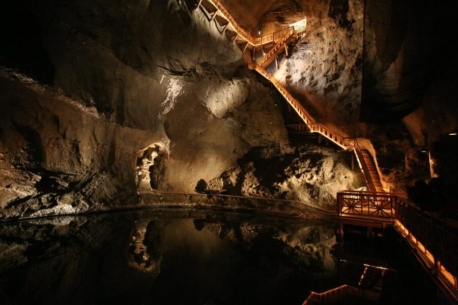 From Krakow: Salt Mine Guided Tour with hotel pick up - Returning to the surface and Krakow