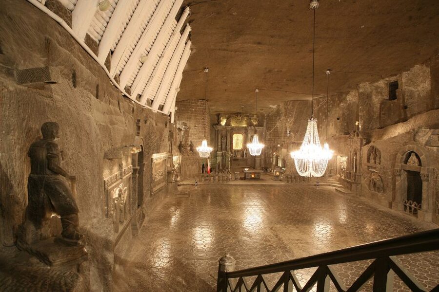 From Krakow: Wieliczka Salt Mine Tour - Is the 33 dollar price good value?