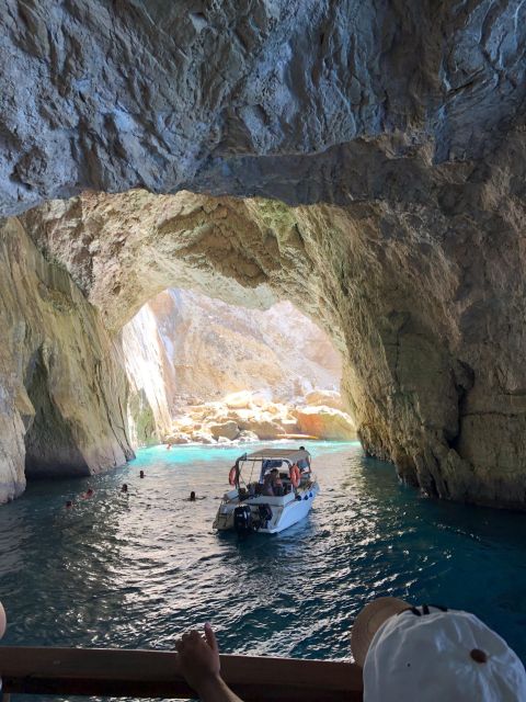 From Lefkimmi: Paxos, Antipaxos & Blue Caves Boat Tour - Seeing the Blue Caves from the water