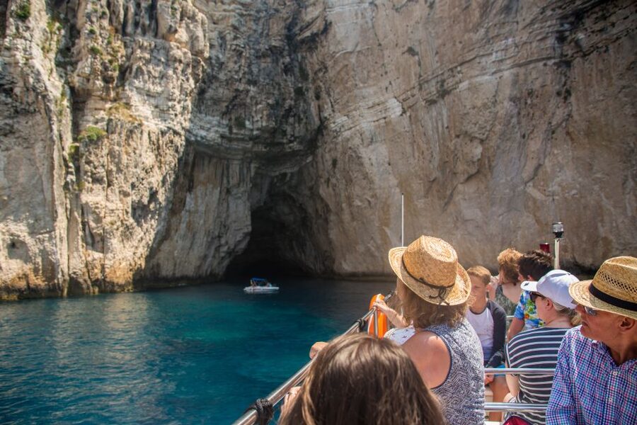 From Lefkimmi: Paxos, Antipaxos & Blue Caves Speedboat Tour - Swimming off Antipaxos