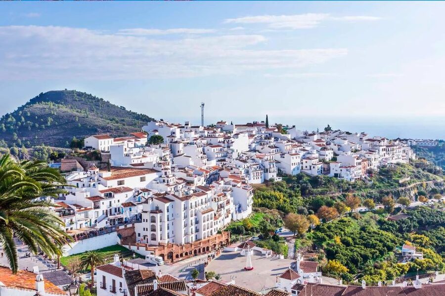 From Málaga: Caves of Nerja, Nerja and Frigiliana Day Tour - Should you book the Caves of Nerja day tour?