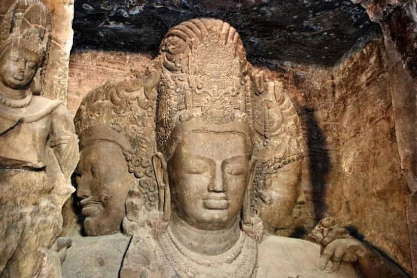 From Mumbai: Half-Day Elephanta Caves Tour with Ferry Ride - Arriving at Elephanta Island