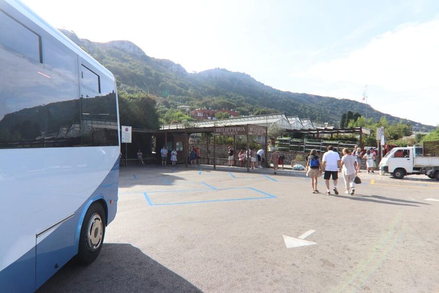 From Naples: Blue Grotto, Capri, and Anacapri Group Tour - What the guides add to the day