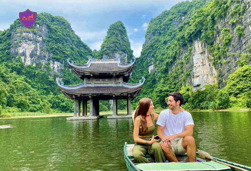 From Ninh Binh: Hoa Lu, Bai Dinh, Trang An, & Mua Cave Tour - Trang An by bamboo boat