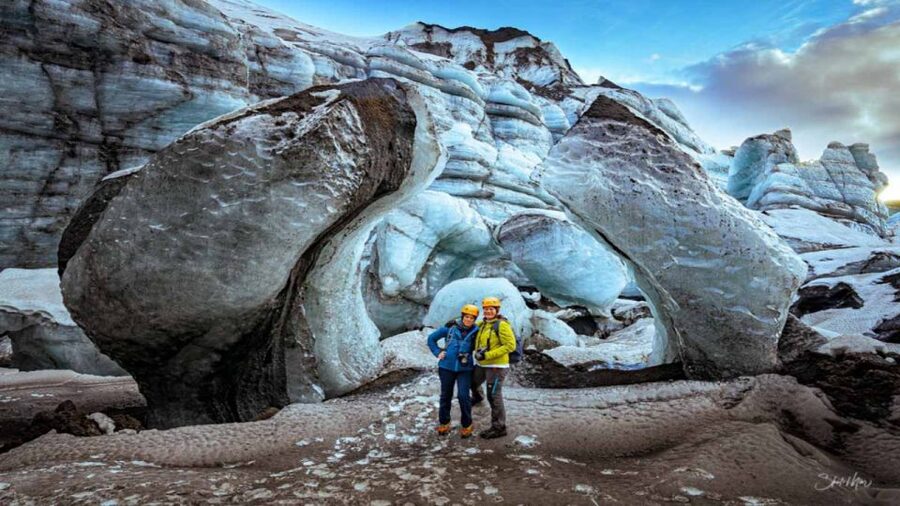 From Reykjavík: Katla Ice Cave and South Coast Tour - Free time around Vík