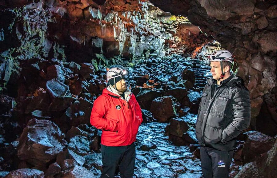 From Reykjavik: Raufarhólshellir Lava Tunnel Tour - How Difficult Is the Walk?