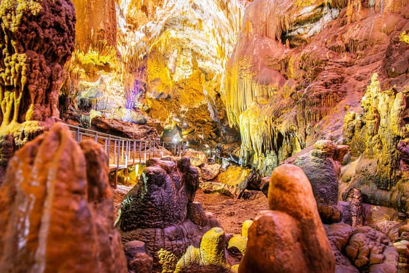 From Tbilisi: Kutaisi Canyons and Caves Full Day Tour - Getting back to Tbilisi, or ending in Kutaisi