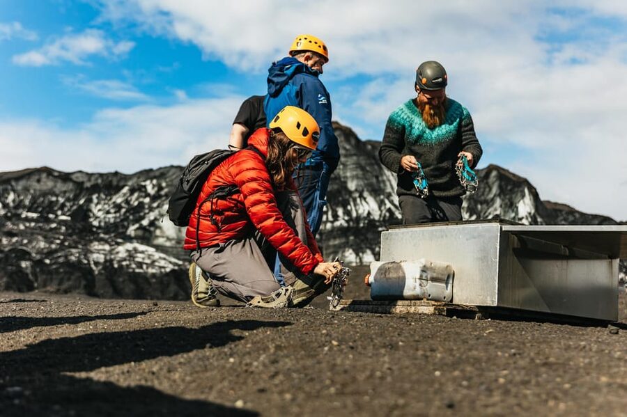 From Vik: Katla Ice Cave and Super Jeep Tour - The guide can make or break the day
