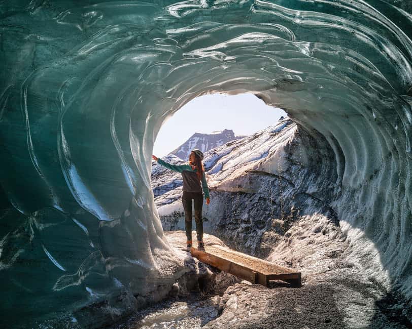 From Vik: Katla Ice Cave & Super Jeep Tour - From Vík to the glacier in a Super Jeep