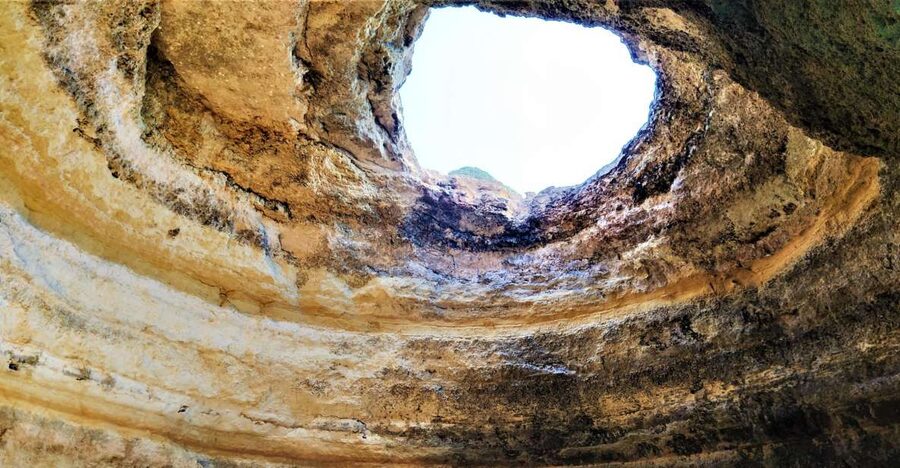 From Vilamoura: 2.5-Hour Benagil Cave and Dolphins Boat Tour - From Vilamoura Marina to the open sea