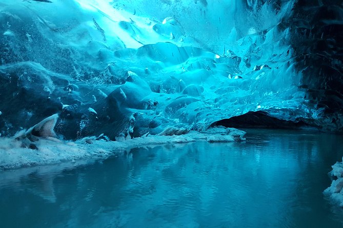 Frozen Wonders : Small Group Ice Cave Tour - Starting at Jökulsárlón and heading toward the glacier