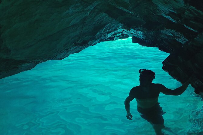 Full Day Kayaking and Snorkeling to Green Cave with GoPro photos - Practical packing advice for the water