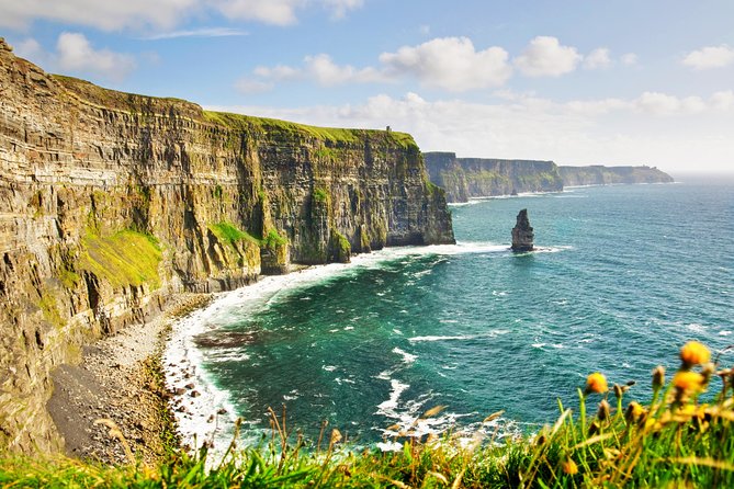 Galway to Cliffs of Moher, Aillwee Cave & Dunguaire Castle Tour - Lunch in Doolin, not at the cliff cafe