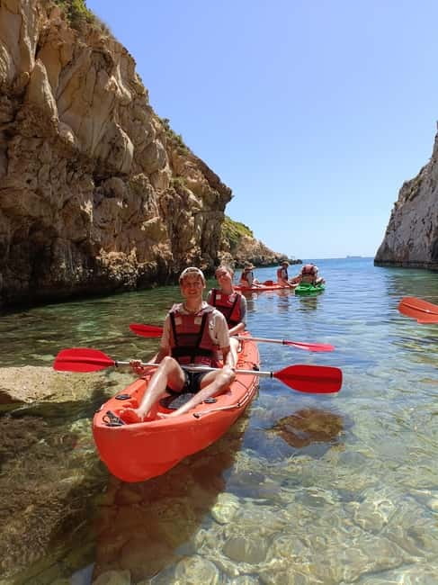 Gozo: 1 Hour Kayak plus +Cave Tour + Drop off Blue Lagoon - Who should book this experience?