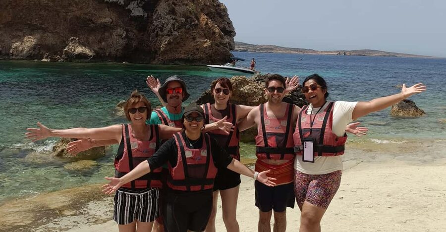 Gozo: 1 Hour Kayak plus +Cave Tour + Drop off Blue Lagoon - Entering Comino’s Santa Maria Caves