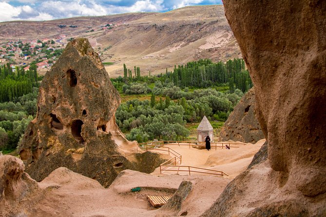 Green Cappadocia Underground City and Valleys Tour. Lunch incl. - Walking the Melendiz River in Ihlara Valley