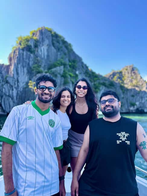Halong Bay: Luxury Day Cruise, Caves, Kayak & Buffet Lunch - Lunch with Fighting Chicken Islet outside the window