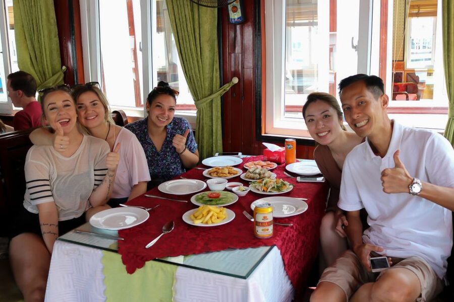 Hanoi: Islands & Caves Ha Long Cruise with Lunch & Kayaking - Kayaking through islands and water tunnels