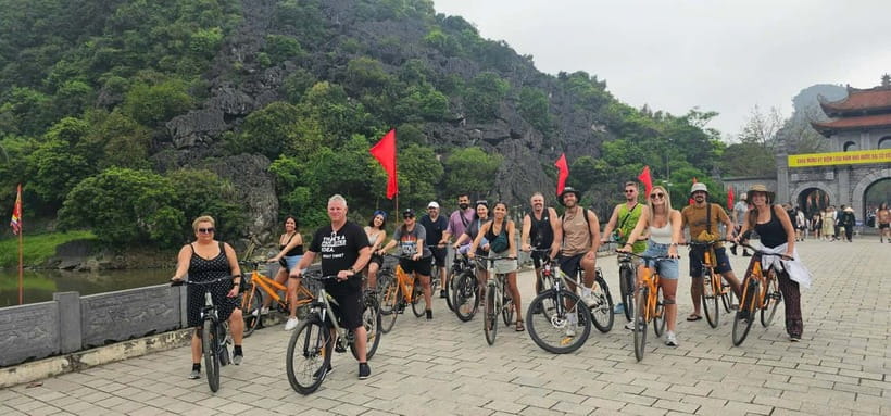 Hanoi: Ninh Binh, Bai Dinh/Hoa Lu, Trang An, & Mua Cave Tour - Who should book this $46 tour?