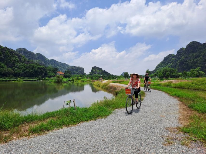 Hanoi: Ninh Binh, Hoa Lu, Tam Coc and Mua Cave Day Trip - Key points to know before booking