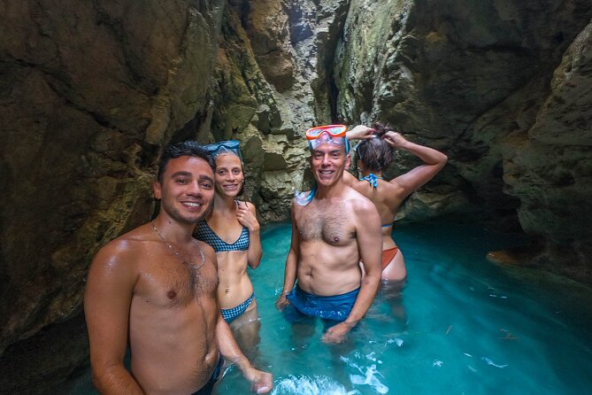 Hidden Gems Odyssey: Private Elaphiti Islands & Blue Cave Tour - Sipan for food, wine, and island life