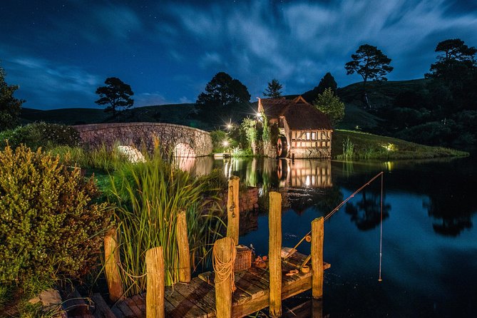 Hobbiton & Waitomo Caves Guided Day Trip from Auckland incl lunch - The ride home through Waikato country