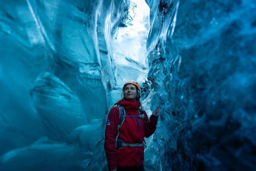 Jökulsárlón: Crystal Ice Cave Super Jeep Tour - Inside the blue ice caves