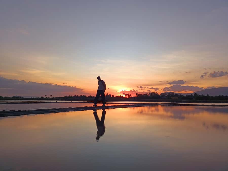 Kampot Countryside include Pepper farm, Salt field & Lake - Why this four-hour Kampot tour works