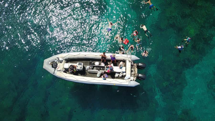 Kauai: Nā Pali Coast Zodiac Raft Sea Caves + Snorkel - Snorkeling, swimming, and changing plans