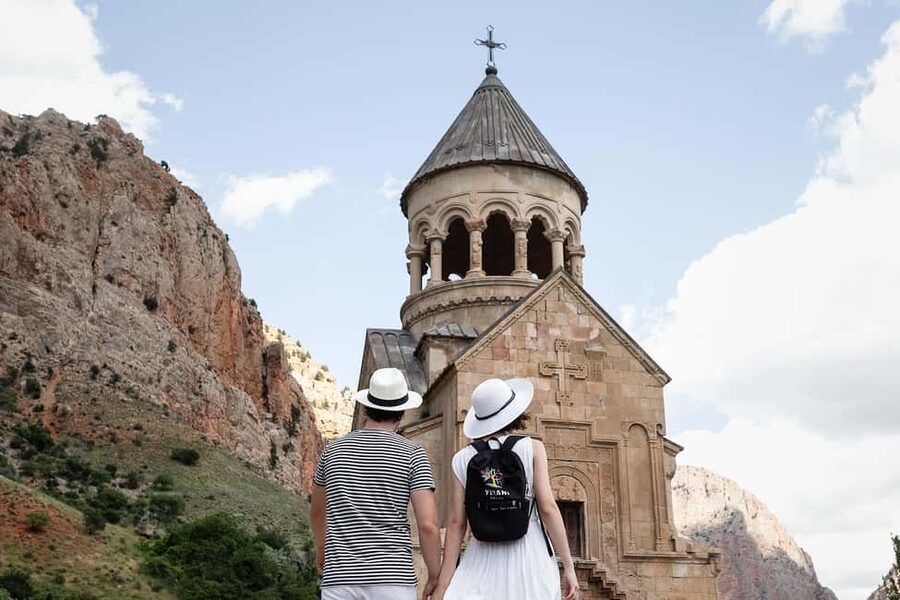 Khor Virap, Noravank and Birds' Cave Trip with Wine Tasting - Key points to know before booking