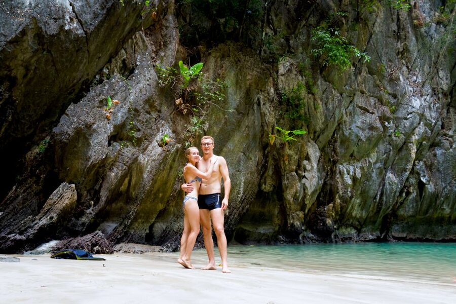 Koh Lanta: 4 Islands, Emerald Cave & Koh Kradan by Longtail - What the $35 price really covers