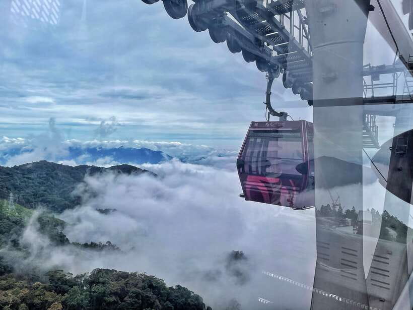 Kuala Lumpur: Genting Highlands & Batu Caves Day Trip - Guides, drivers, and the shared-tour experience