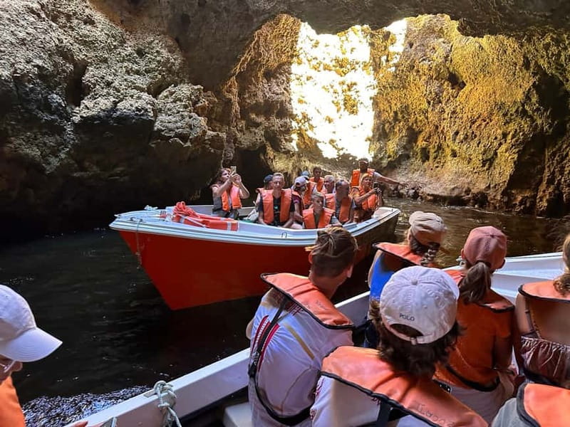 Lagos: Ponta da Piedade Caves Boat Tour - Inside the grottoes and under the arches