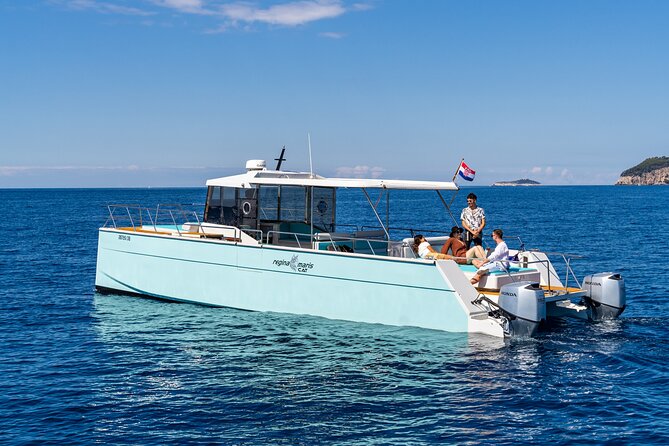 Luxury Blue Cave and Elaphiti Islands Small Group Tour - What the crew does well, and what you should clarify