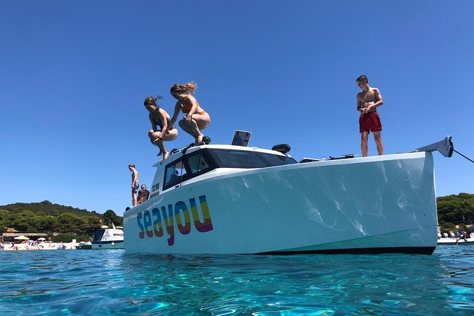 Luxury Blue Cave, Hvar and Vis Boat Tour from Split and Brac - A long Adriatic day with one very blue centerpiece