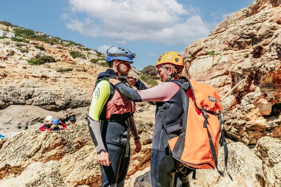 Mallorca: Cova des Coloms Caving Trip with Hotel Transfer - Key points at a glance